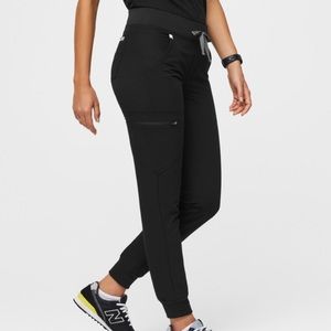 Figs joggers Zamora scrub pants.